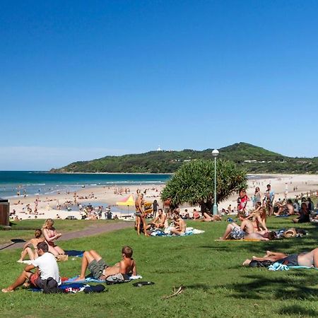 Sea Breeze On Main Beach Byron Bay Extérieur photo
