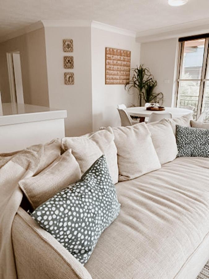 Sea Breeze On Main Beach Byron Bay Extérieur photo