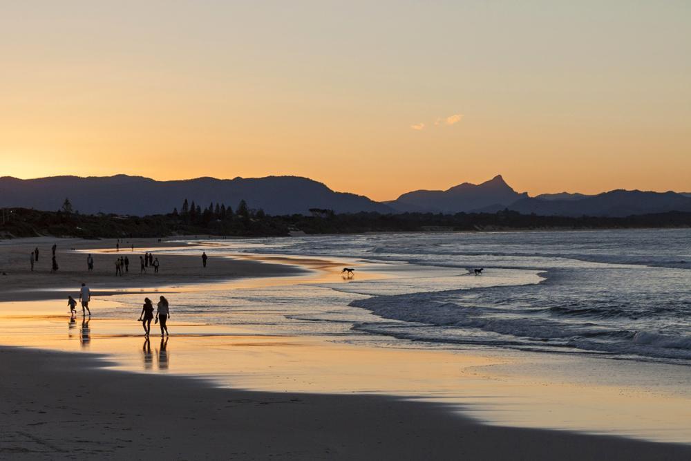 Sea Breeze On Main Beach Byron Bay Extérieur photo