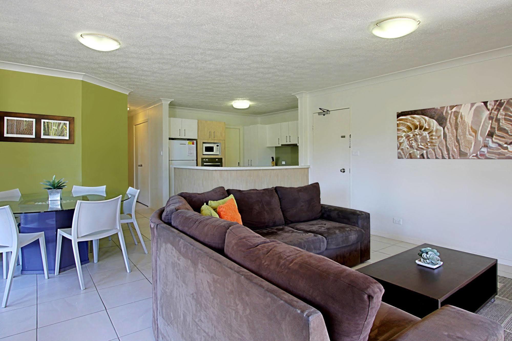 Sea Breeze On Main Beach Byron Bay Extérieur photo