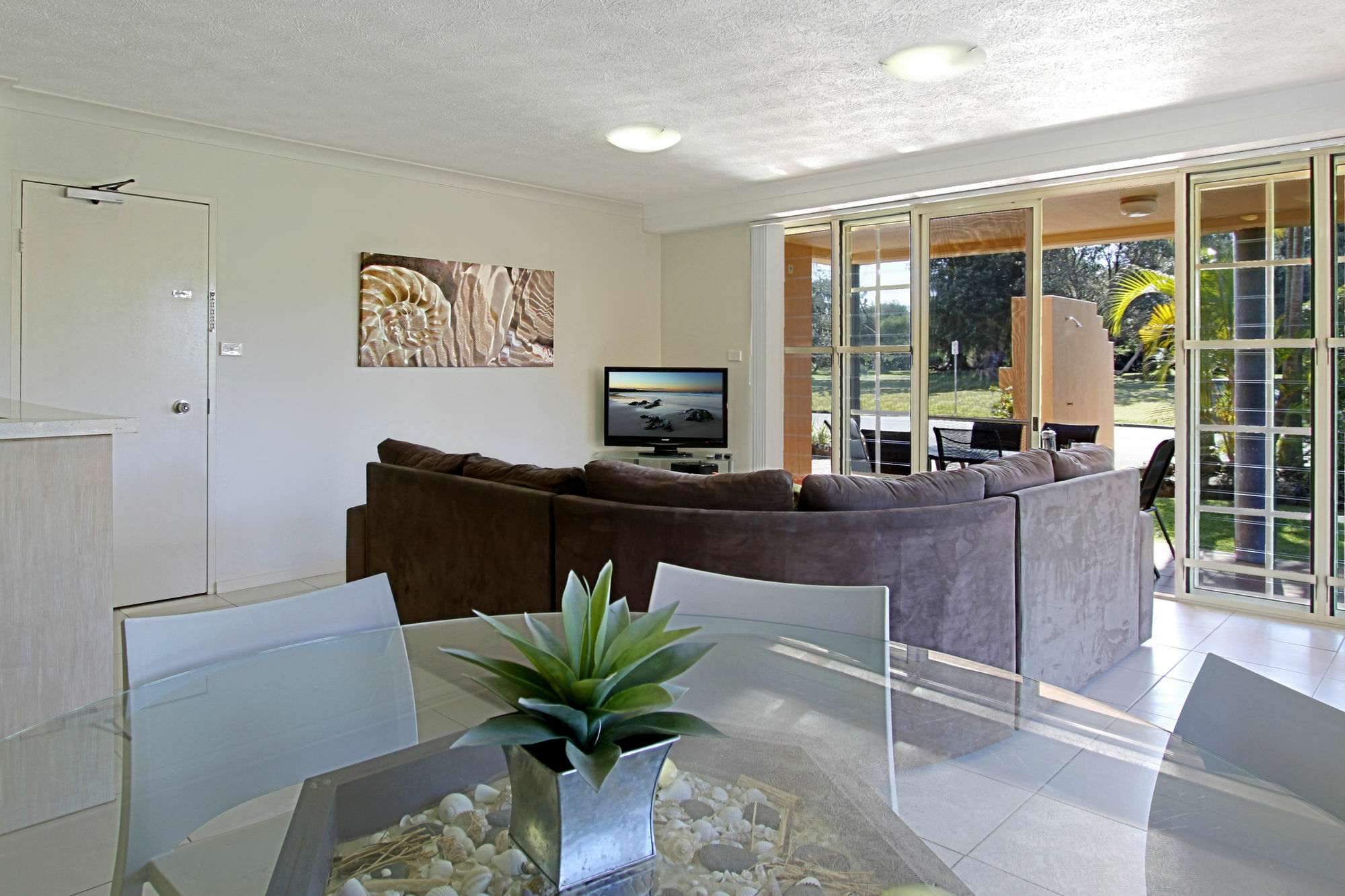 Sea Breeze On Main Beach Byron Bay Extérieur photo