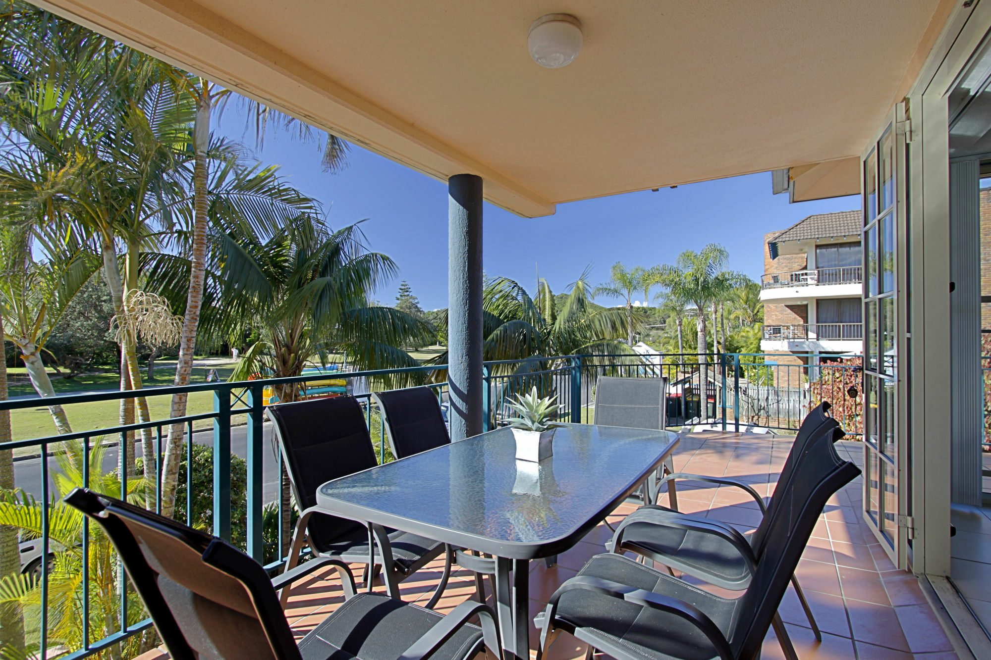 Sea Breeze On Main Beach Byron Bay Extérieur photo